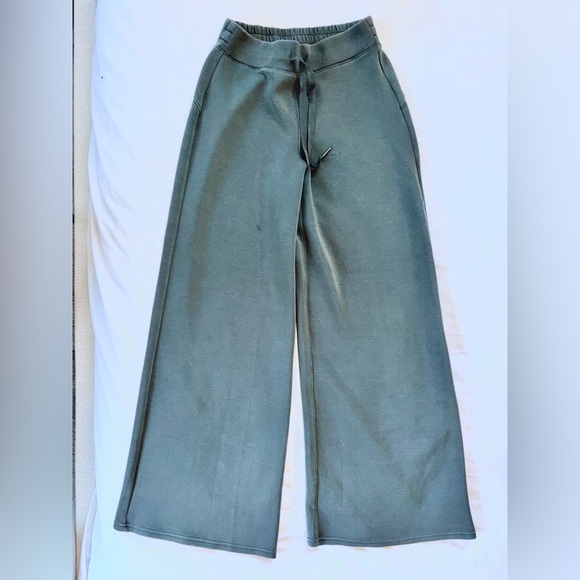 SPANX Dark palm Air Essentials Wide-Leg Pants Womens size S - Picture 3 of 13